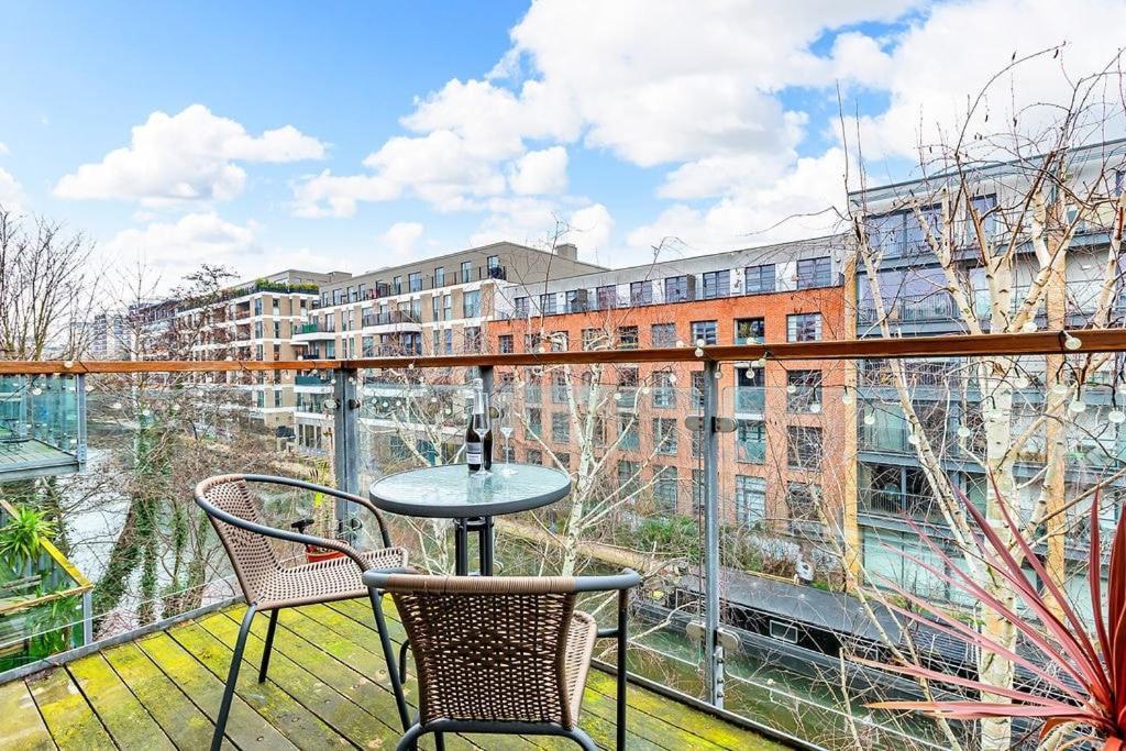 Apartament Stylish With Free Parking And Canal Views