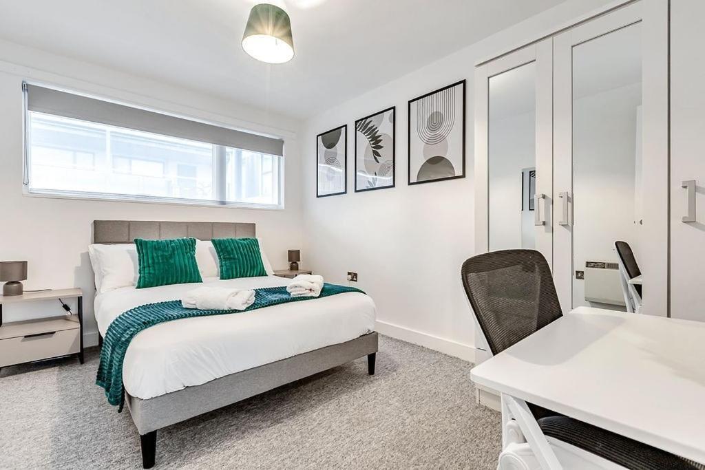 Apartament Stylish With Free Parking And Canal Views Londra
